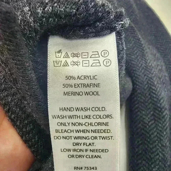 Tahari Extrafine Merino wool Half Zip Women's Blazer S - Picture 8 of 9